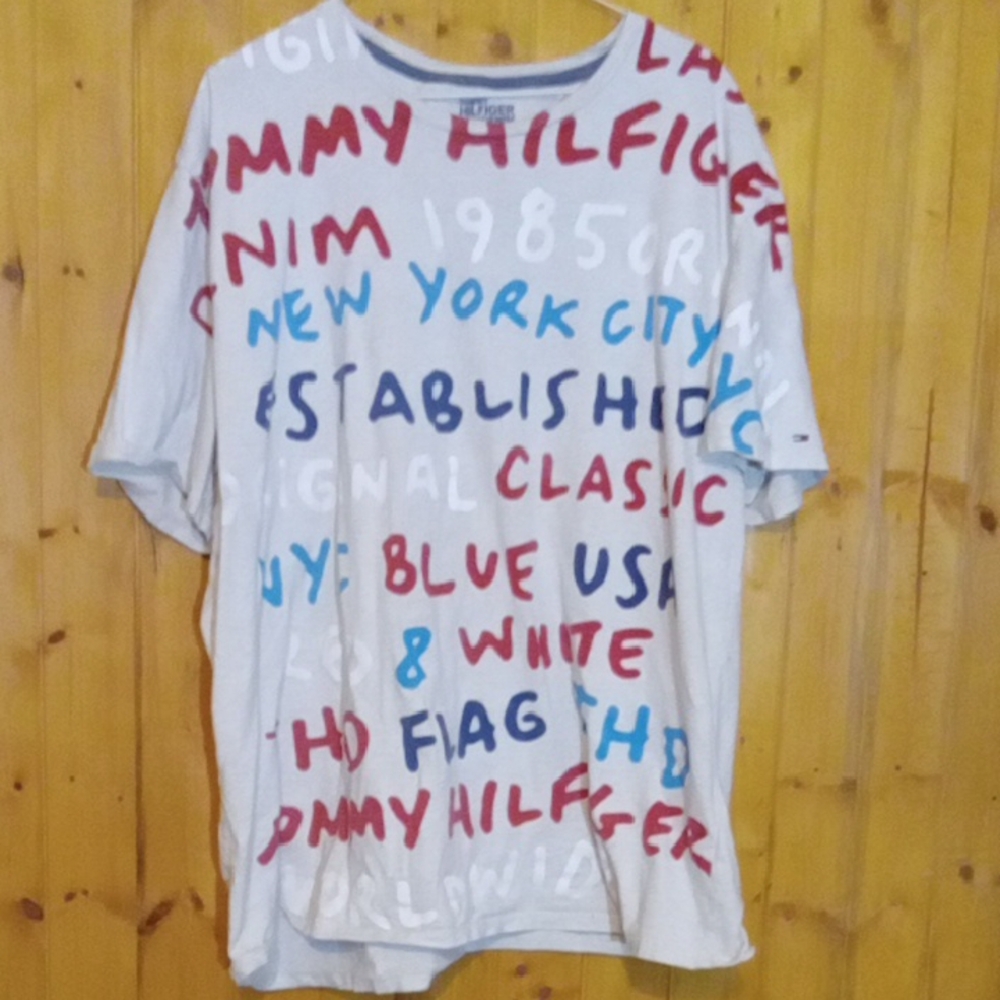 Vintage Tommy Hilfiger All Over Print XXL T-Shirt